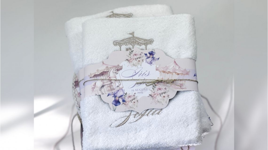 Trusou botez cu carusel și flori de iris în lila și roz prăfuit – „Caruselul Magic” 28